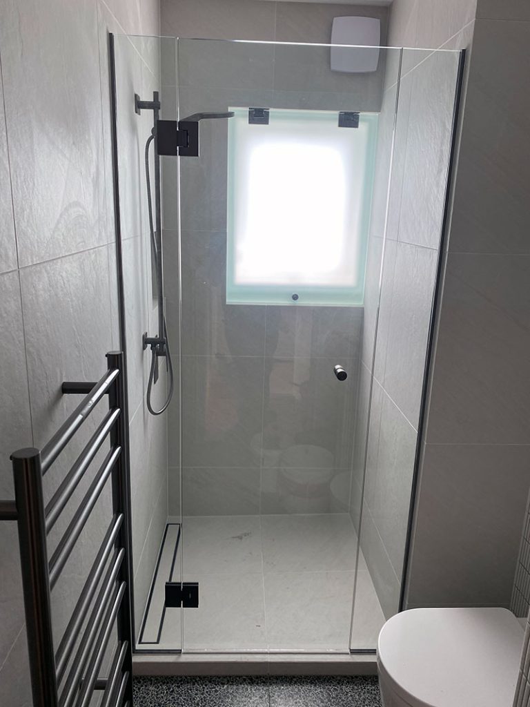 frameless-glass-shower