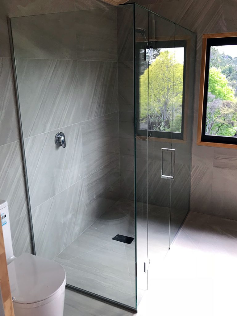 frameless-glass-showers