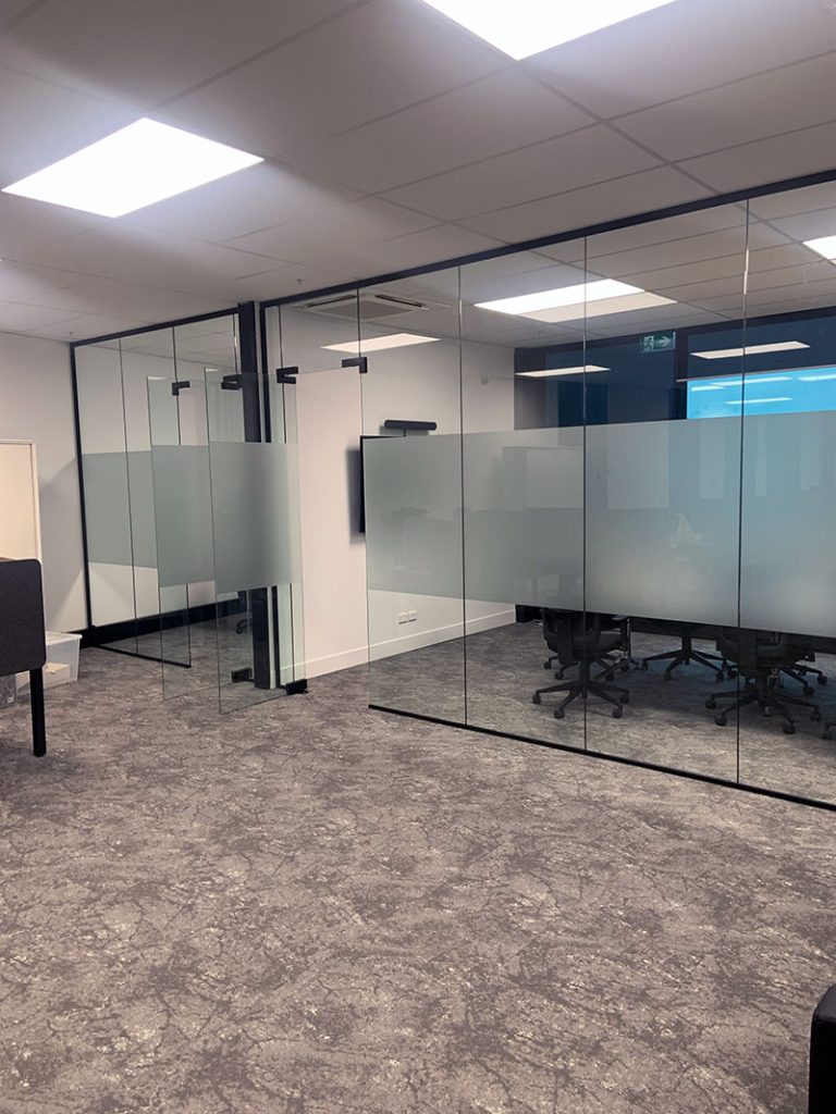 https://www.michaelhilltheglazier.co.nz/wp-content/uploads/2023/12/Glass-Partitions-7-768x1024.jpg